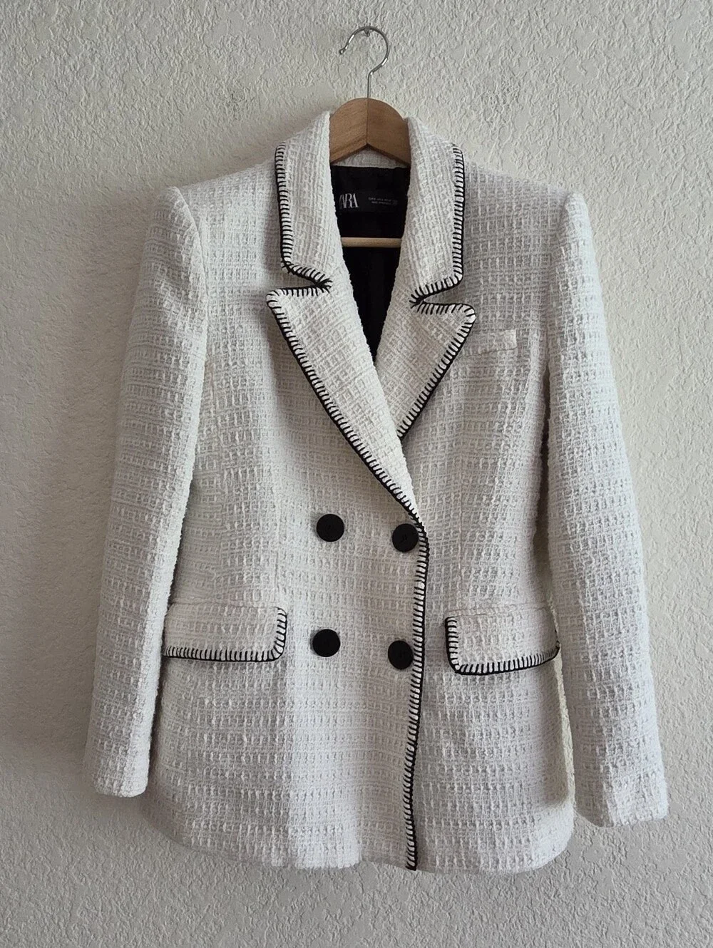 Zara  Double Breasted Whote Black Blazer Size S